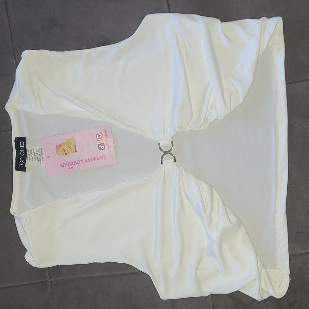 Royalty boutique top/color white/ size Medium